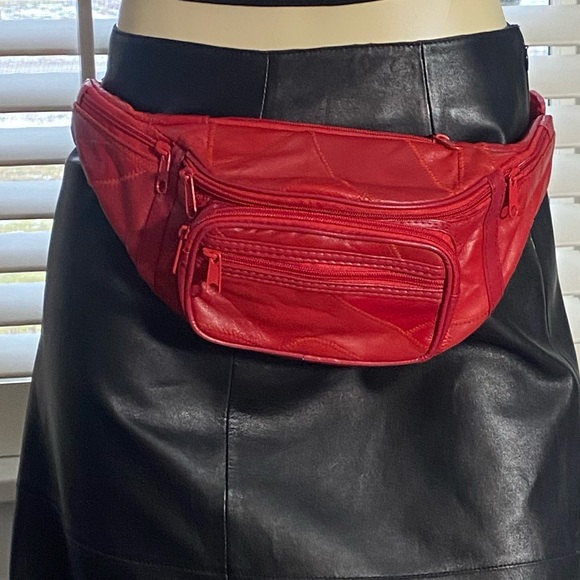 Vintage red Fanny Pack Waist Bag Genuine Patchwork Leather 6 zips 17” x 6.5” - Picture 2 of 10